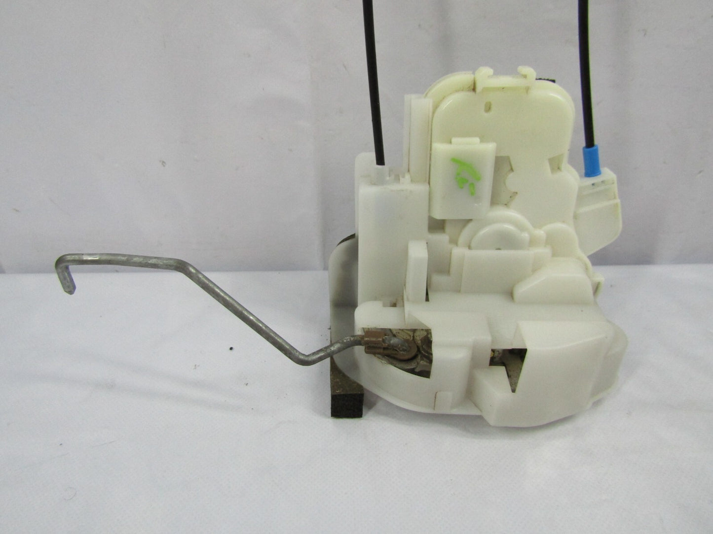 2010-2014 Subaru Outback Front Right Door Latch Lock OEM