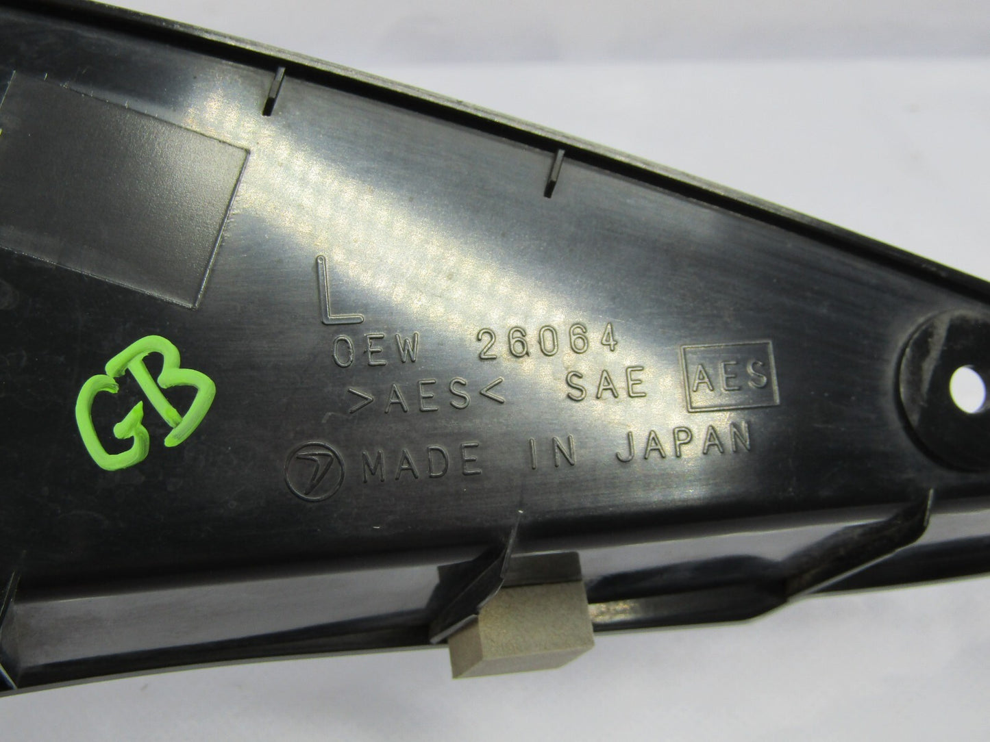 2002-2007 Subaru Impreza Rear Left Taillight Gap Piece 26064 Trim Cover OEM