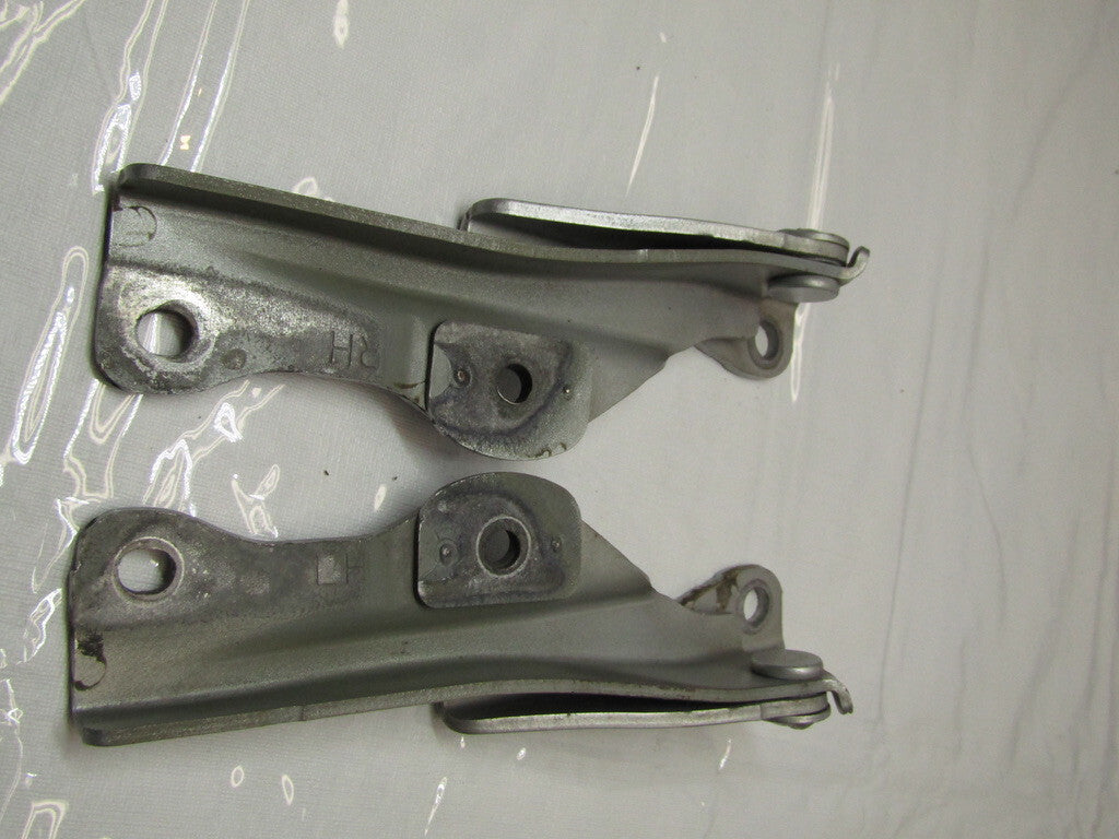 2003-2004 Subaru Outback Front Left Right Hood Hinge Support Set Pair OEM