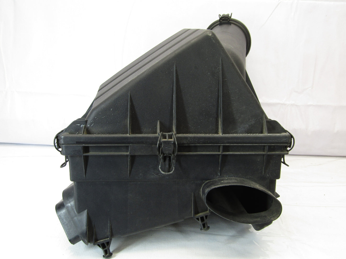 1997-2001 Mercedes ML430 Air Intake Filter Cleaner Housing OEM