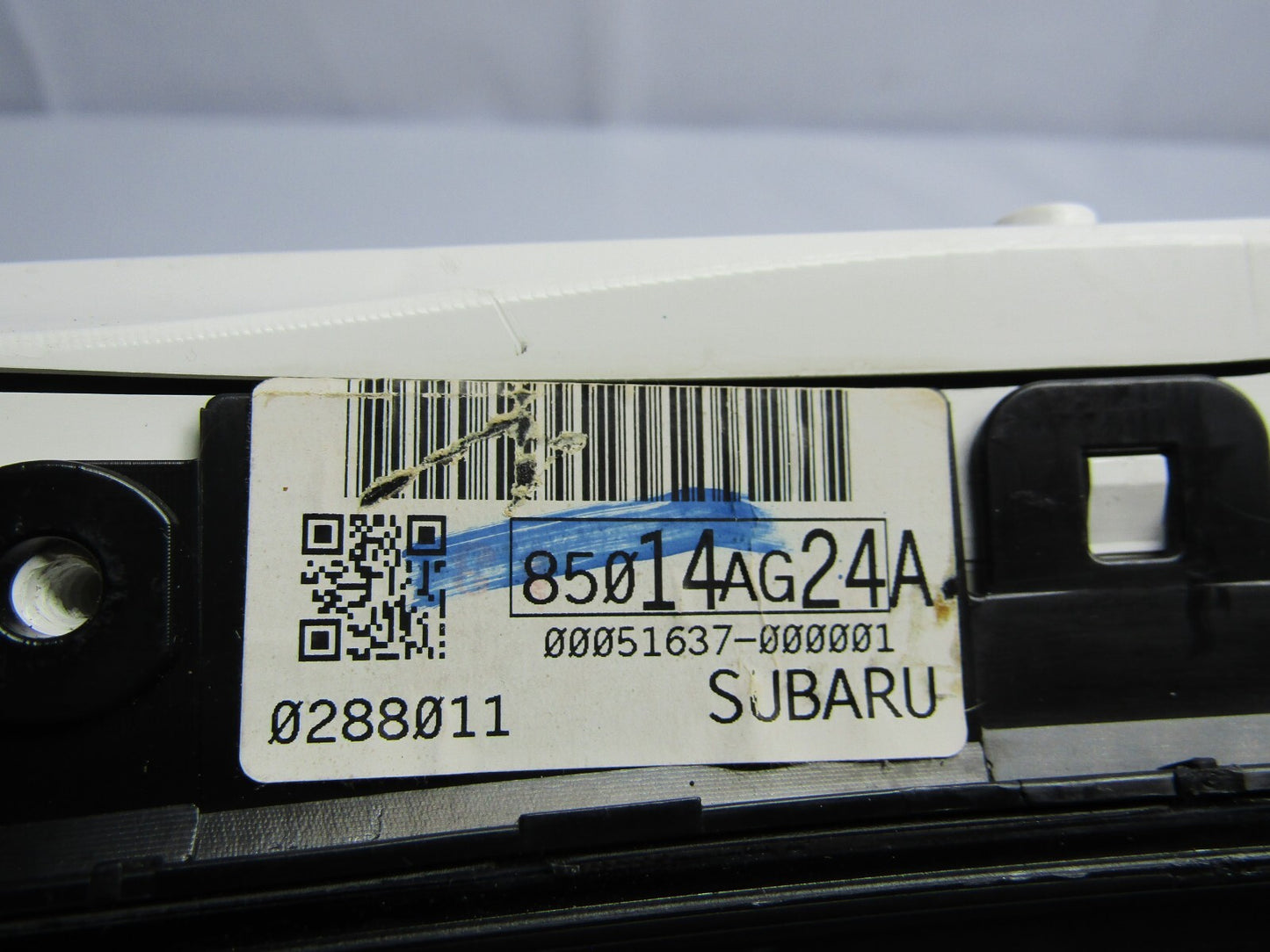 2006 Subaru Legacy Outback Instrument Gauge Cluster Speedometer 85014AG24A OEM