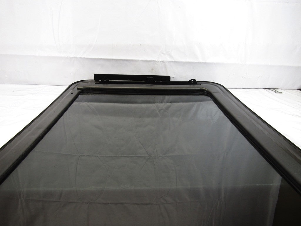 2001-2006 Hyundai Santa Fe Sunroof Sun Moon Roof Top Glass OEM