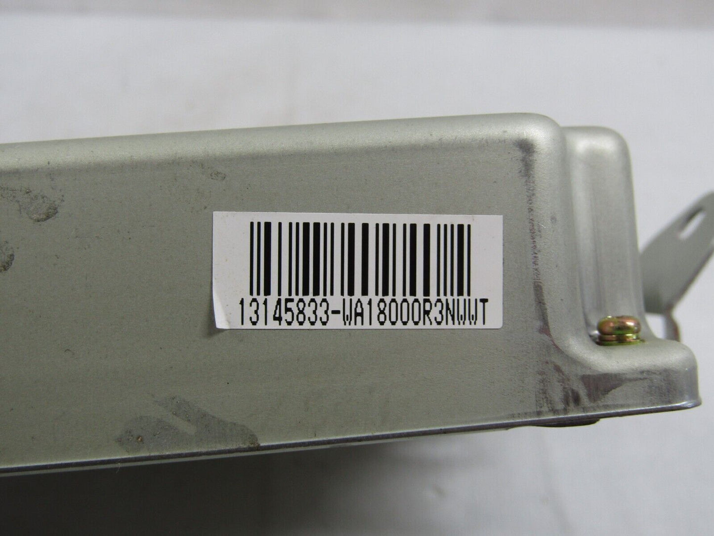 2004 Subaru Impreza RS Engine Control Module ECU ECM 22611AH522 OEM