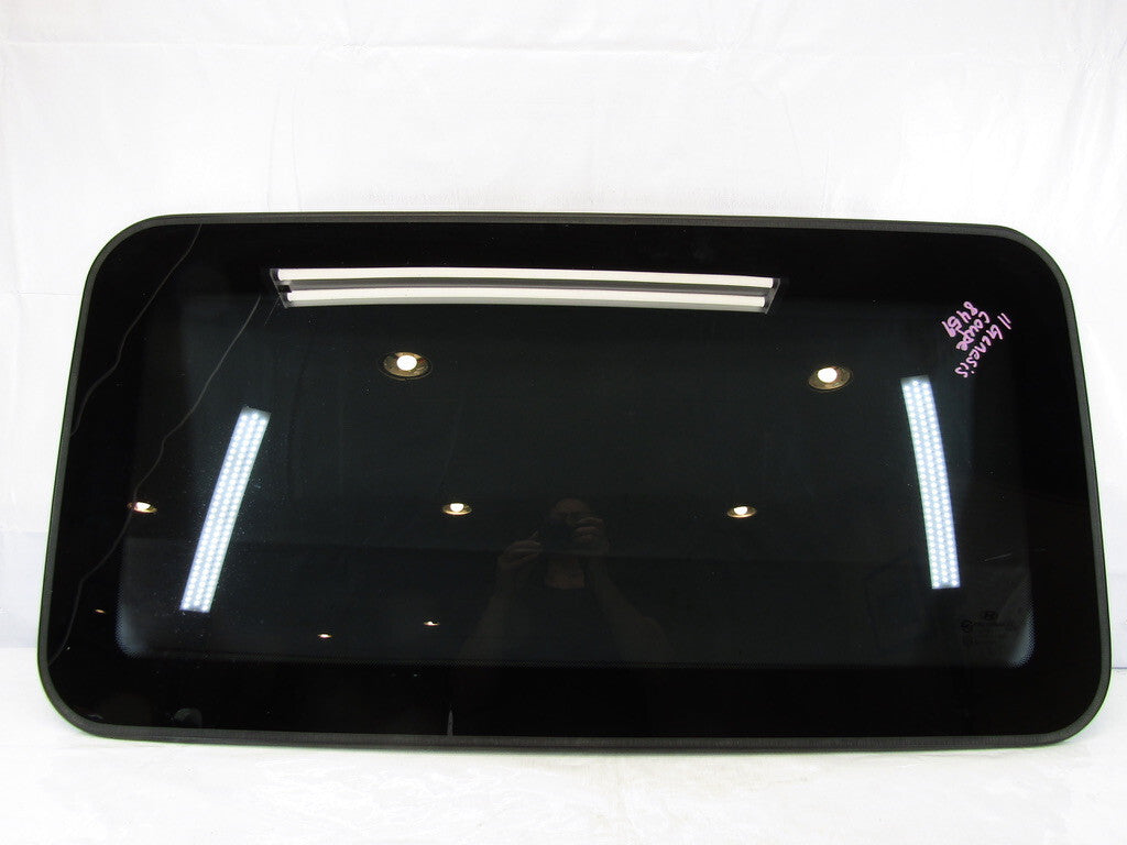 2010-2012 Hyundai Genesis Coupe Sunroof Glass 816102M000 OEM