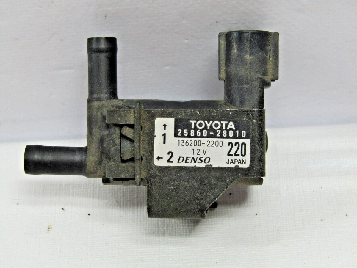 2001-2007 Toyota Highlander Vacuum Switching Valve Assy OEM 25860-28010