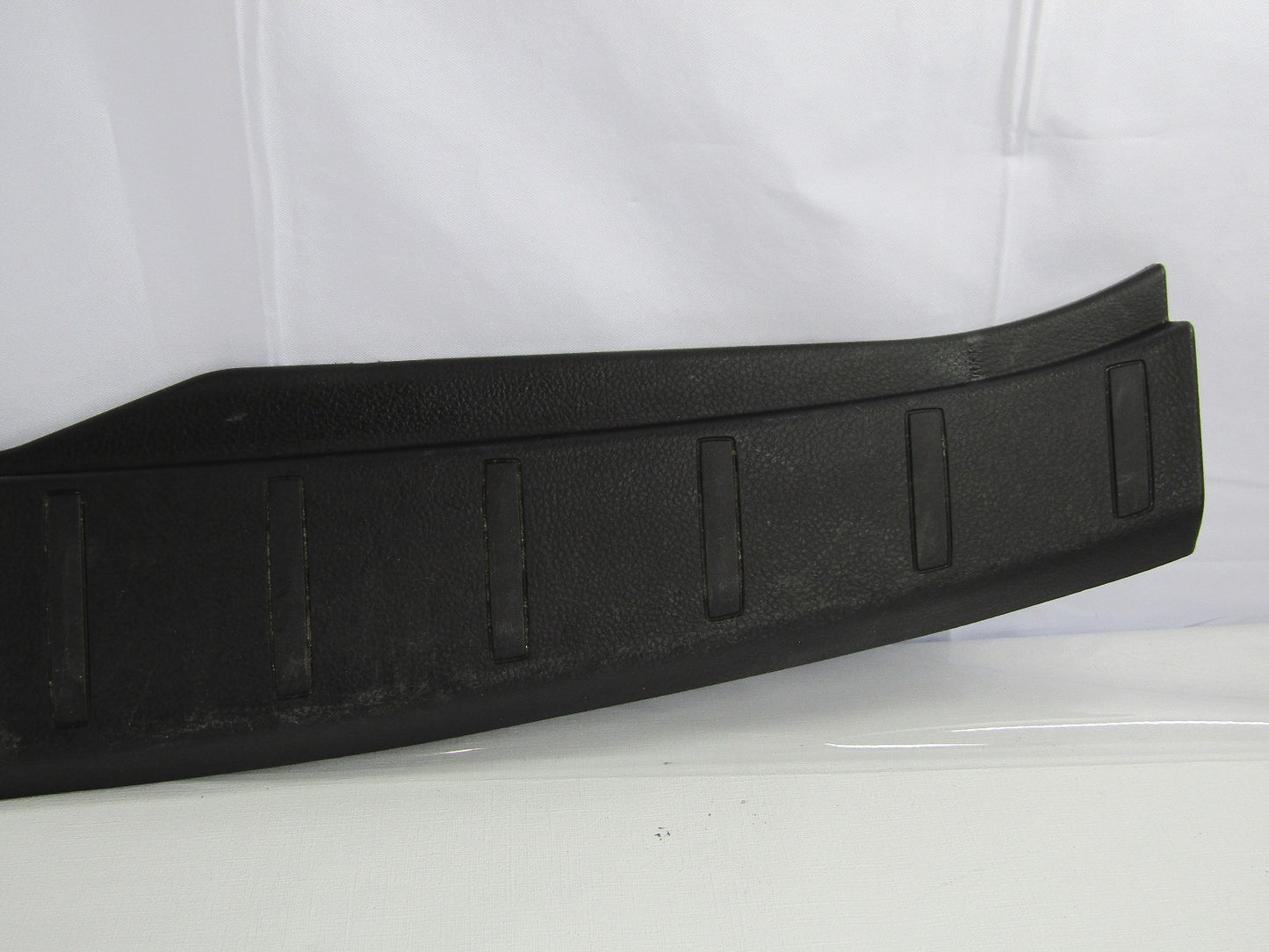 2014-2018 Subaru Forester Rear Hatch Sill Scuff Plate Latch Trim OEM