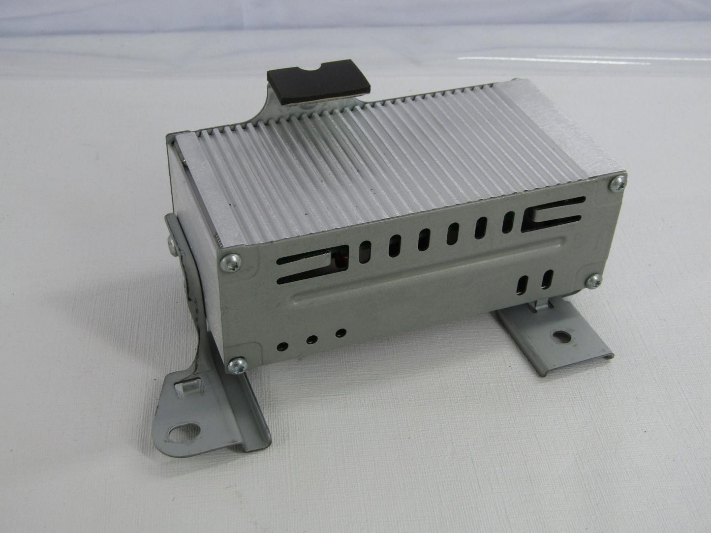 2001-2005 Toyota Sequoia Factory Radio Amplifier Amp JBL 86280-AF022 OEM