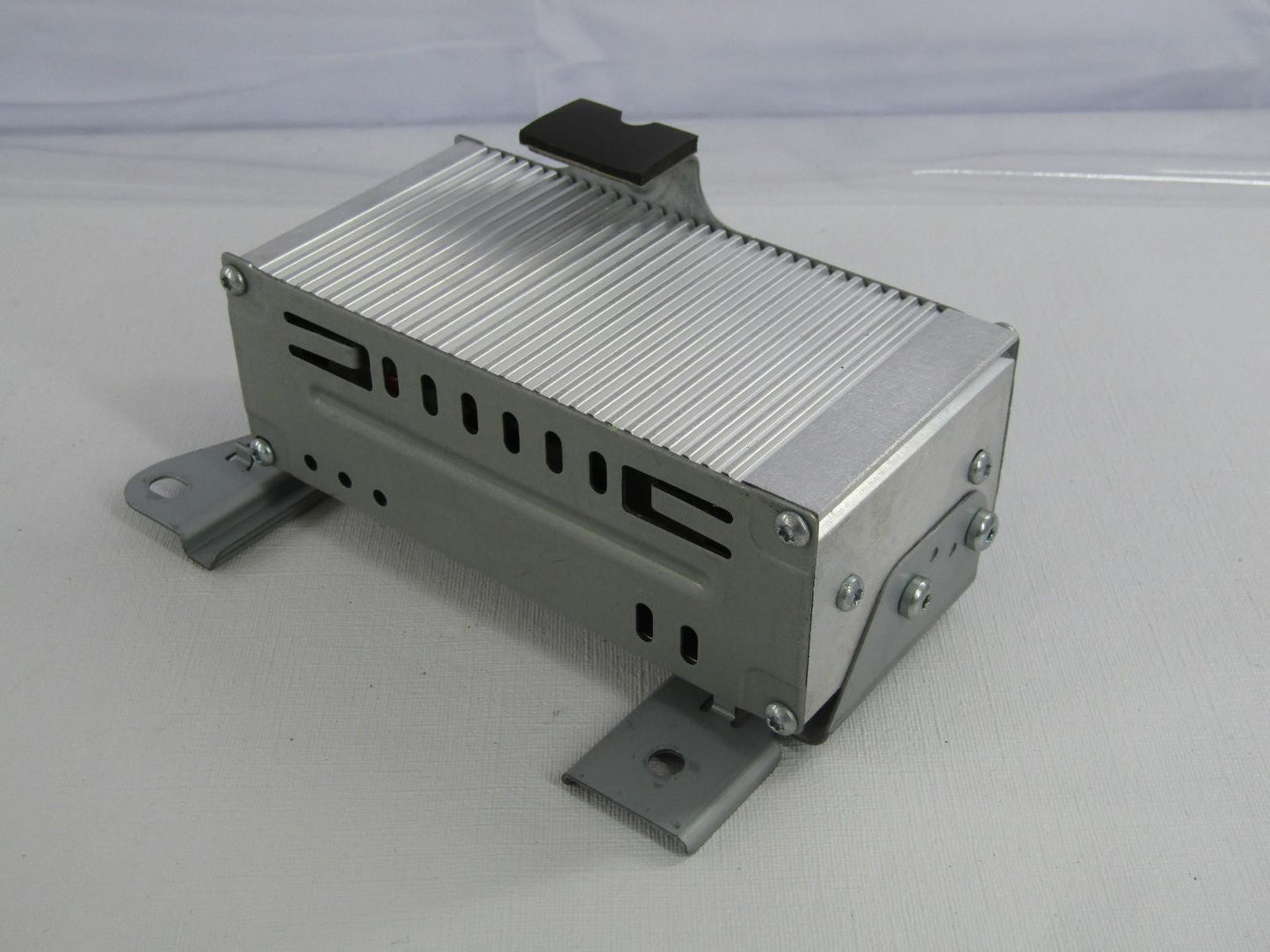 2001-2005 Toyota Sequoia Factory Radio Amplifier Amp JBL 86280-AF022 OEM