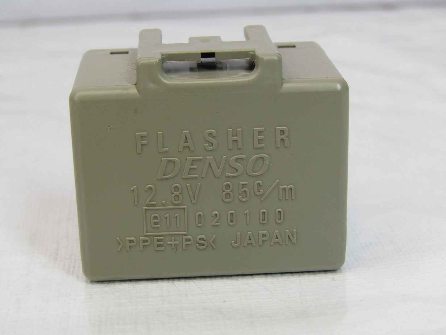 2009-2010 Subaru Impreza Warning Hazard Flasher Relay Module 86111AG001 OEM