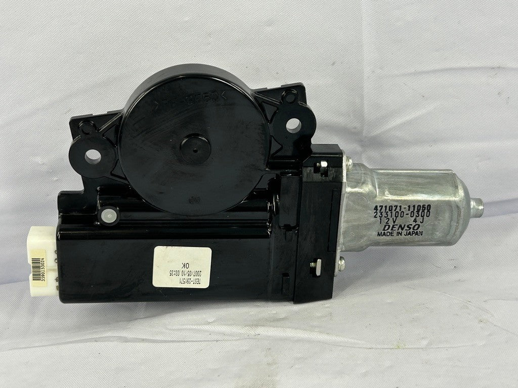 2004-2007 Toyota Highlander Front Upper Sliding Sunroof Motor OEM 471071-11050