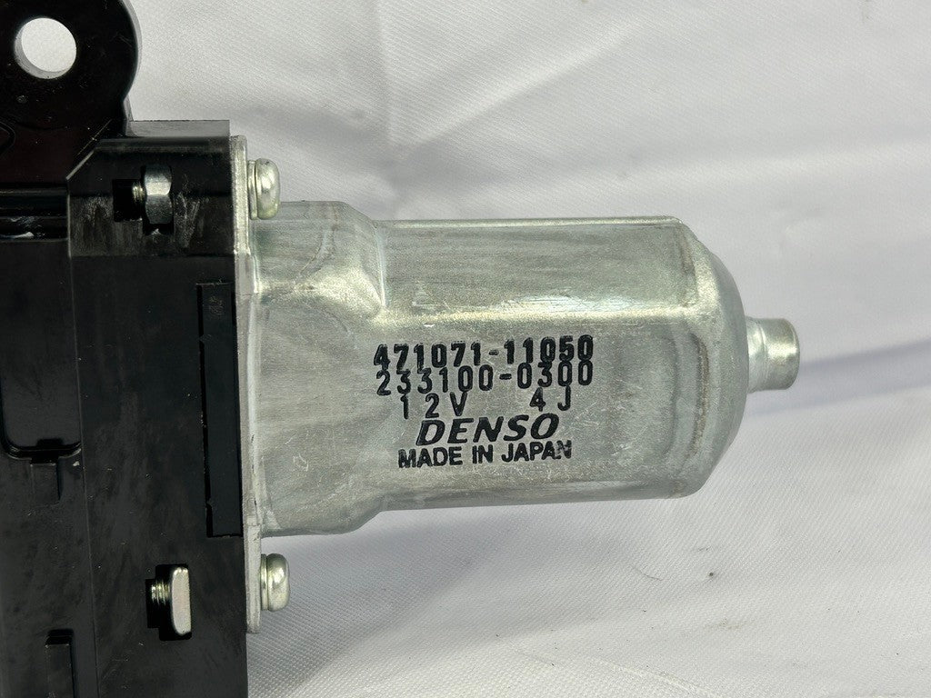 2004-2007 Toyota Highlander Front Upper Sliding Sunroof Motor OEM 471071-11050