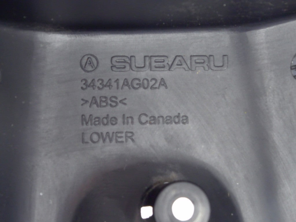 2005-2007 Subaru Outback Steering Column Trim Cover Assembly Upper Lower OEM