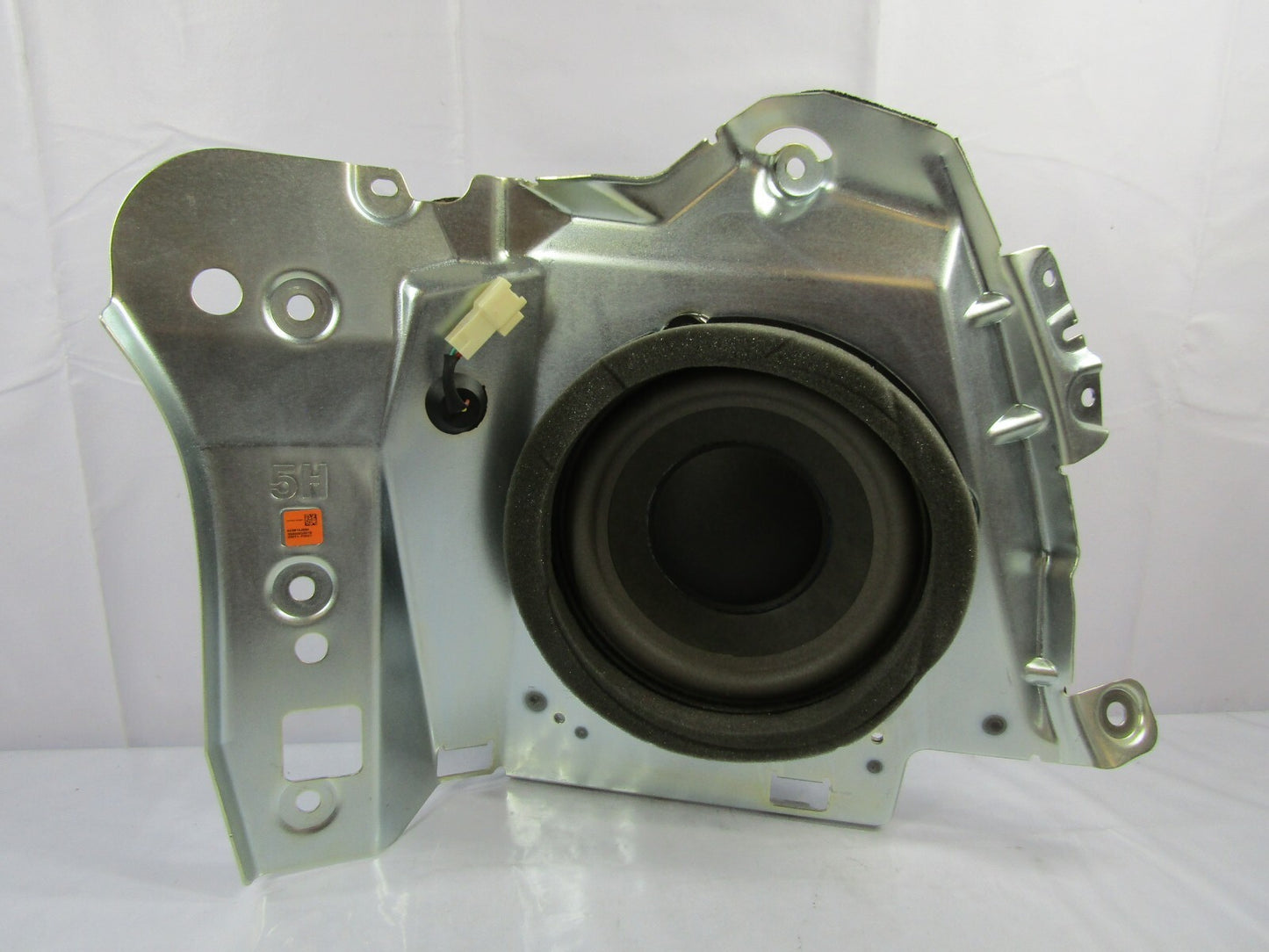 2010-2014 Subaru Outback Harman Kardon Subwoofer Speaker Assembly OEM