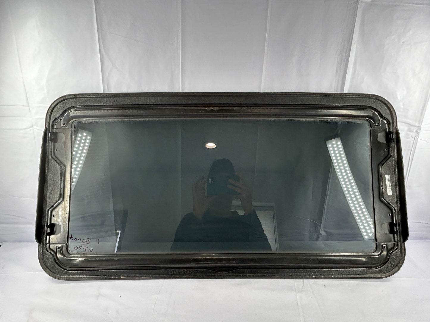 2009-2014 Hyundai Sonata Sun Roof Sunroof Window Glass OEM 81610-3Q000