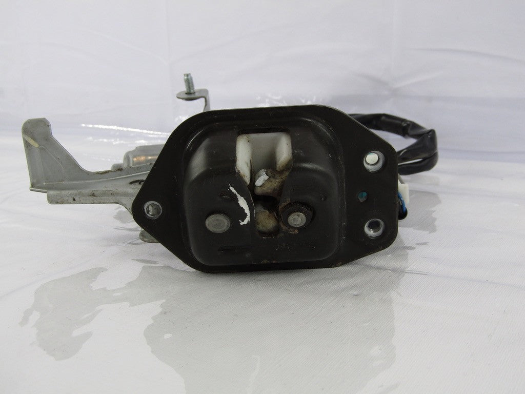 2004-2015 Nissan Armada Power Lift Gate Latch Actuator Motor 90502-7S400 OEM