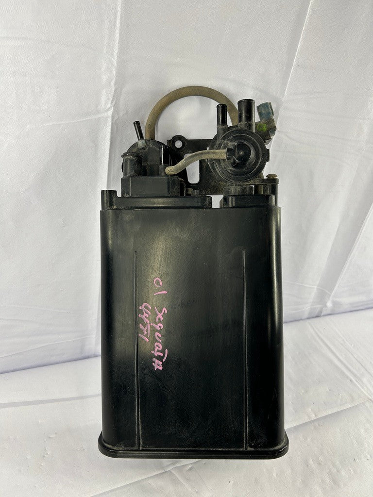 2001-2005 Toyota Sequoia Vapor Canister OEM