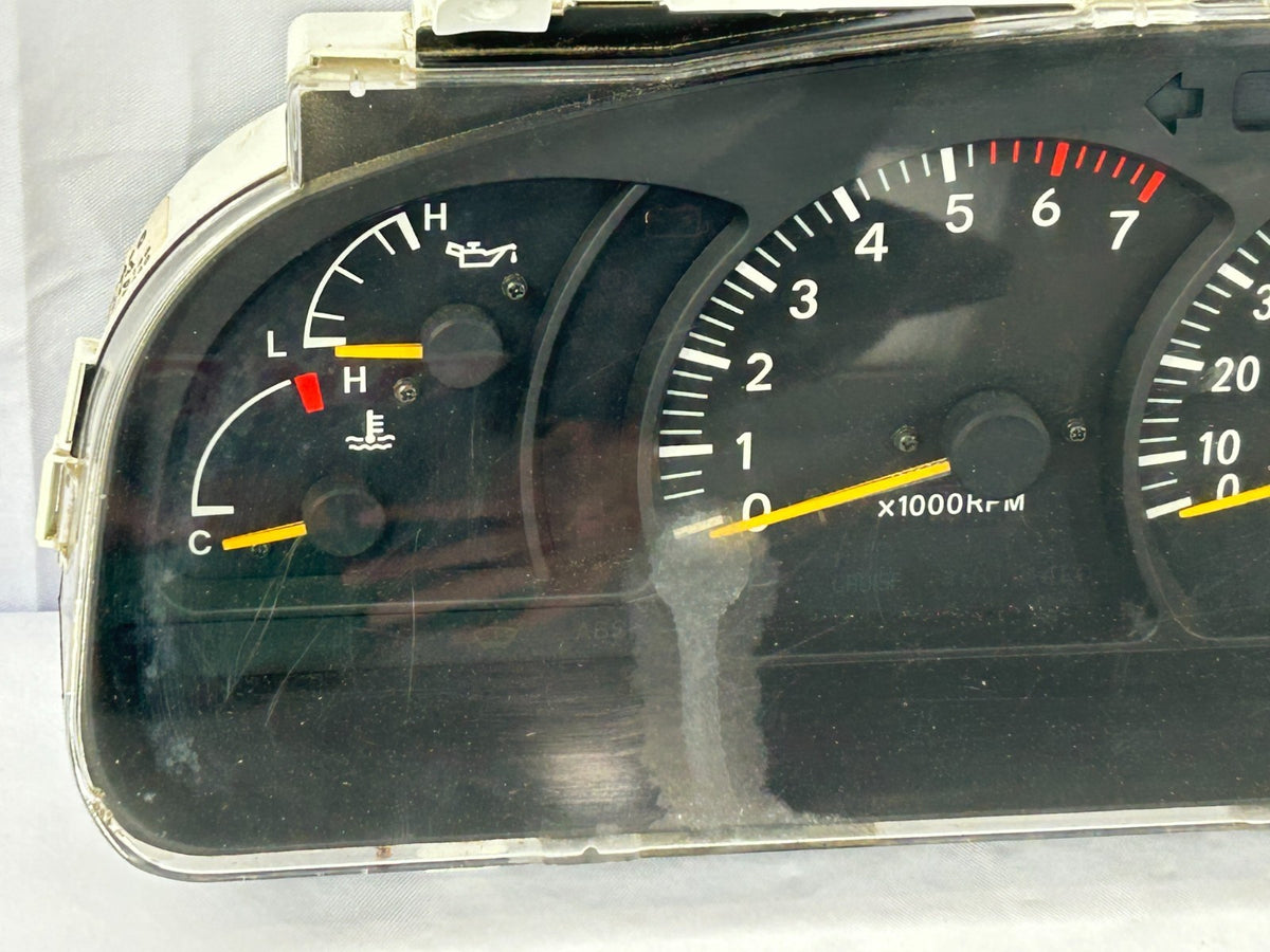 2000-2004 Toyota Tundra Speedometer Instrument Gauge Cluster OEM 83821-0C040
