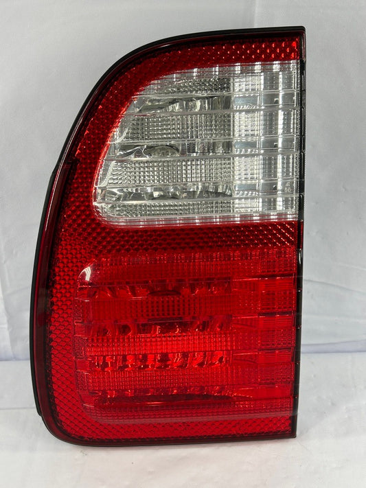 1998-2002 Lexus LX470 Rear Right Inner Taillight Tail Light Lamp OEM