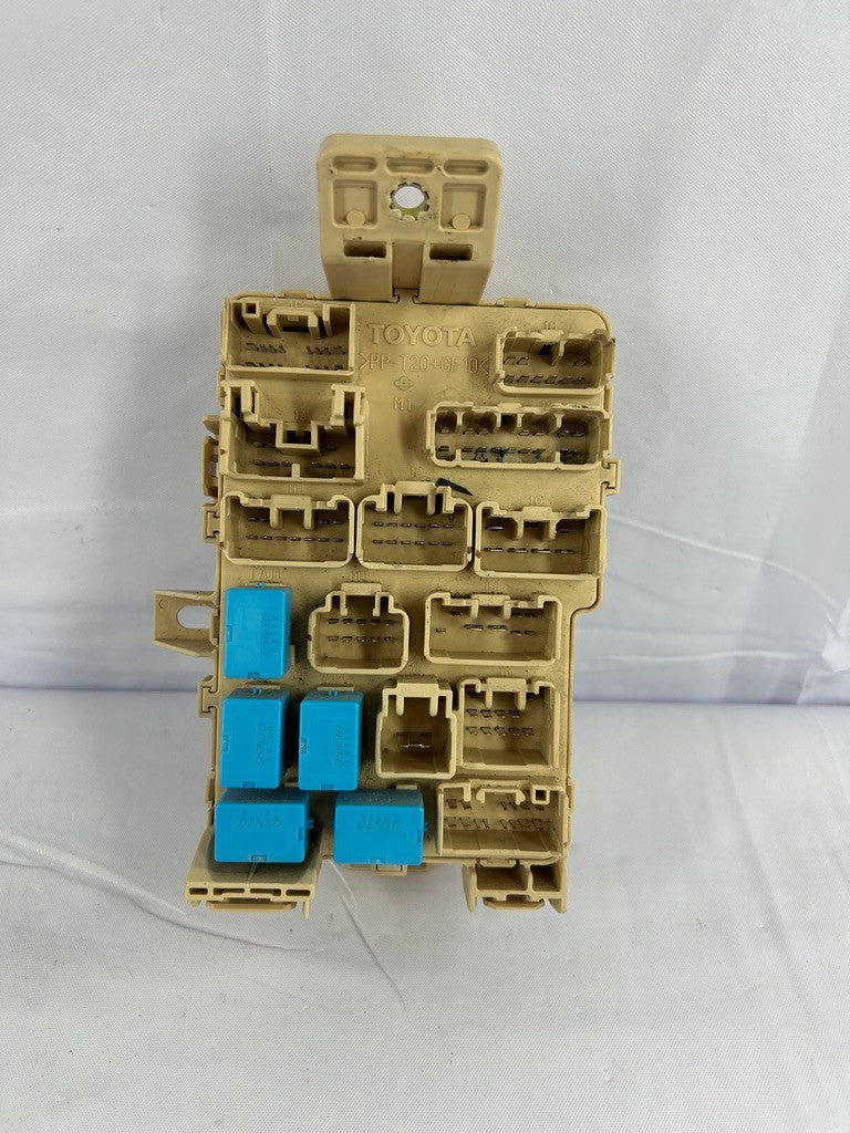 2004-2006 Toyota Tundra Fuse Junction Box 82730-0C032 OEM