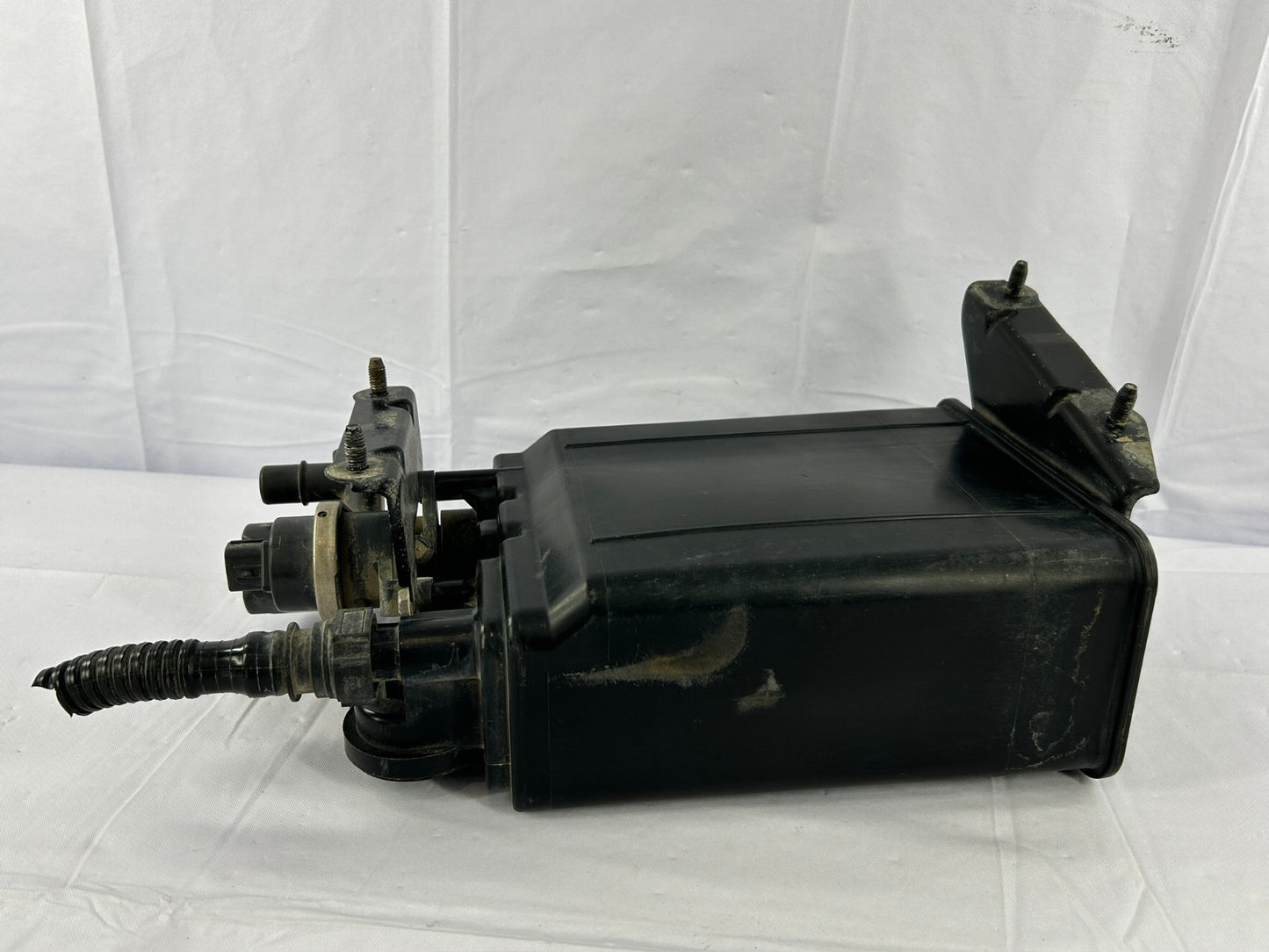 2000-2006 Toyota Tundra Vapor Canister 777300C020 OEM