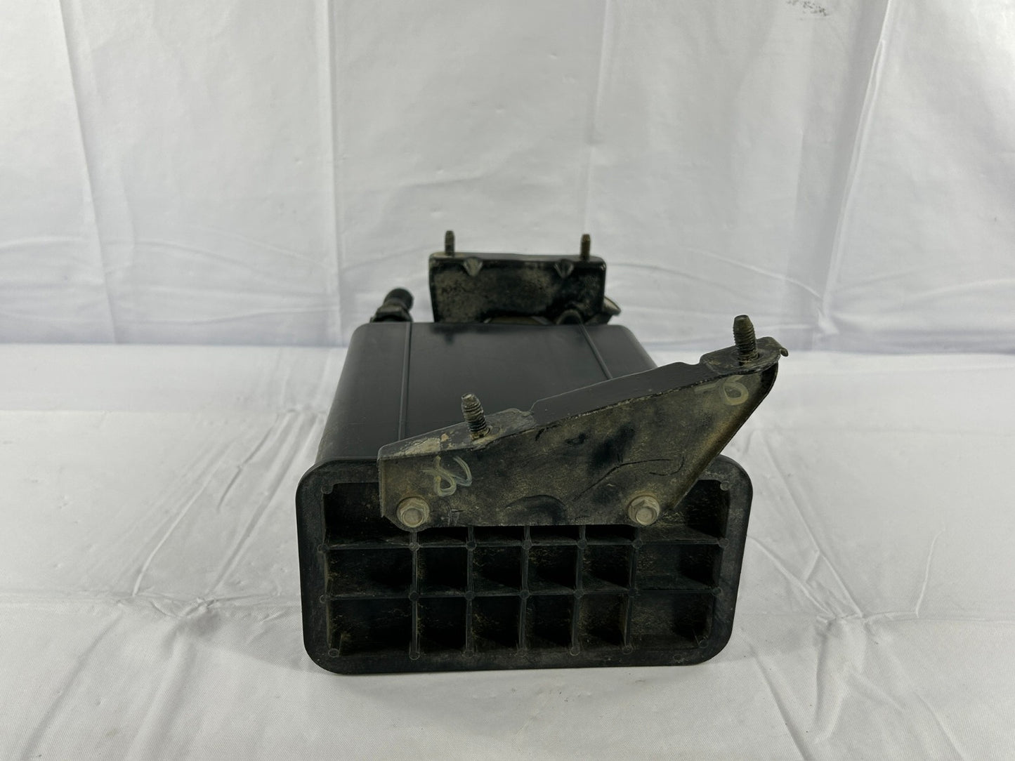 2000-2006 Toyota Tundra Vapor Canister 777300C020 OEM