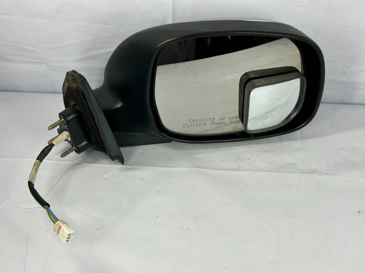 2000-2006 Toyota Tundra Front Right Side View Door Mirror OEM 87910-0C040