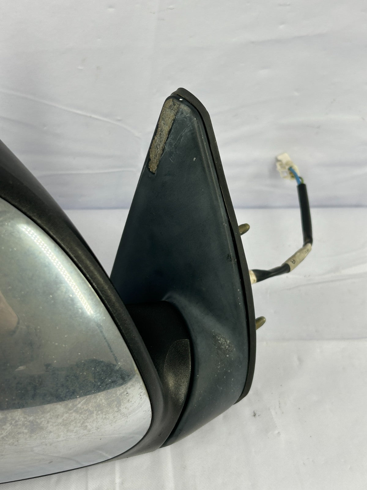 2000-2006 Toyota Tundra Front Right Side View Door Mirror OEM 87910-0C040