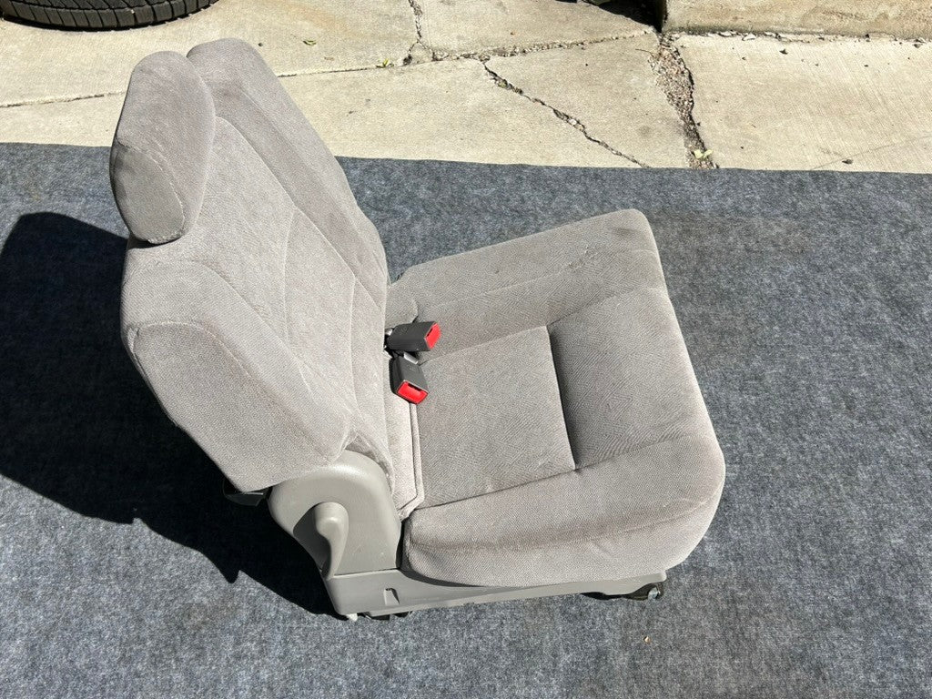 2001-2004 Toyota Sequoia Back Seat 3rd Row Right Side Gray Cloth OEM