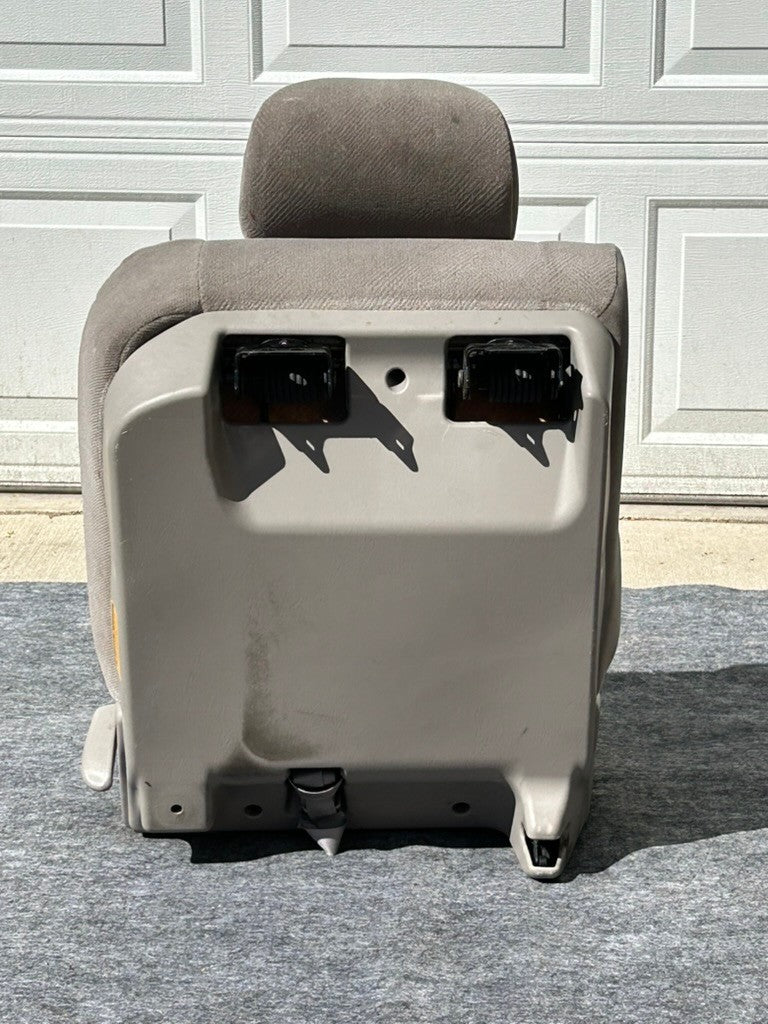 2001-2004 Toyota Sequoia Rear Second Row Bench Seat Right Gray Cloth OEM