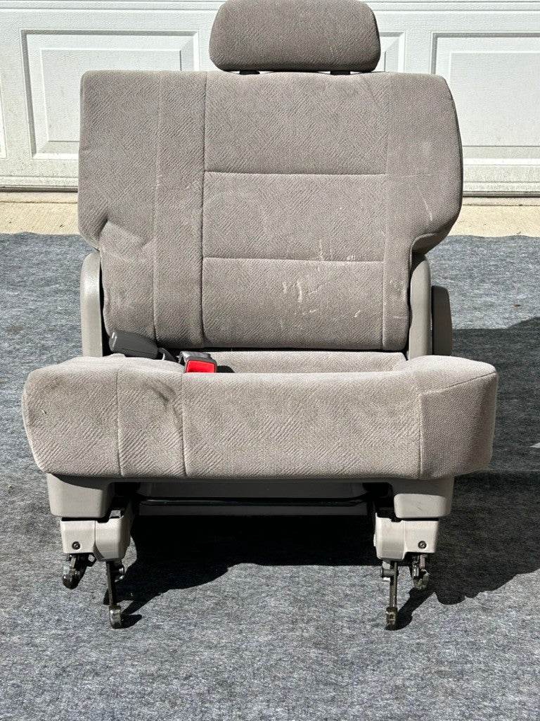 2001-2004 Toyota Sequoia Back Seat 3rd Row Left Side Gray Cloth OEM - Used