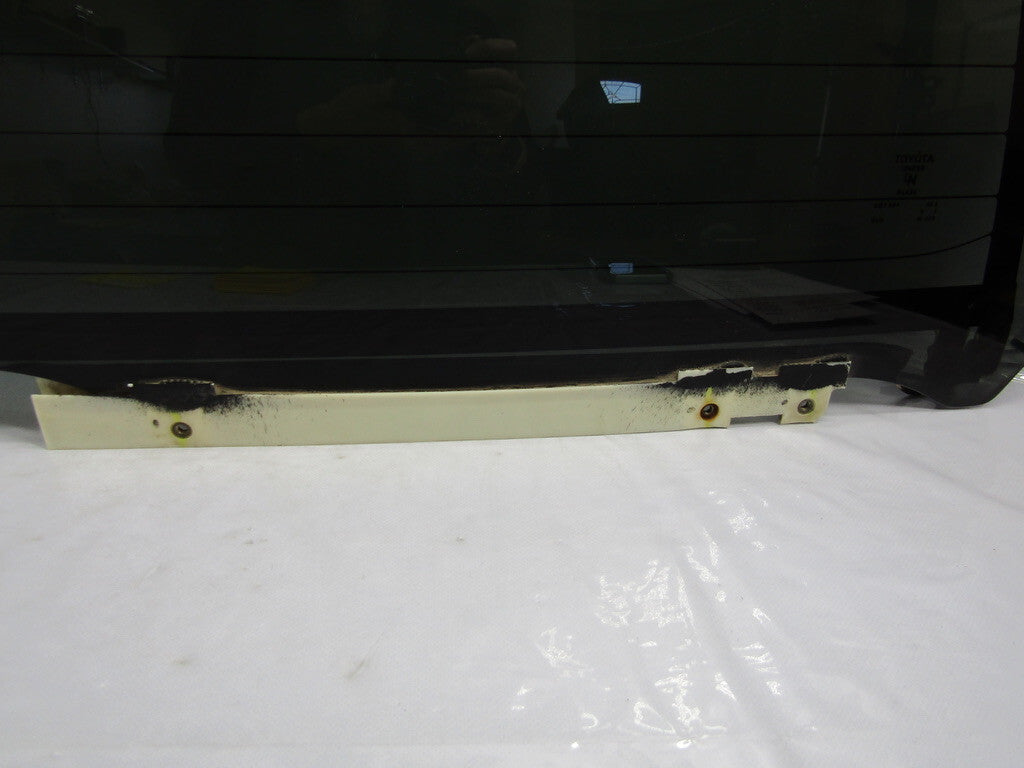2001-2007 Toyota Sequoia Rear Hatch Tailgate Back Glass Window Tinted 681500C012