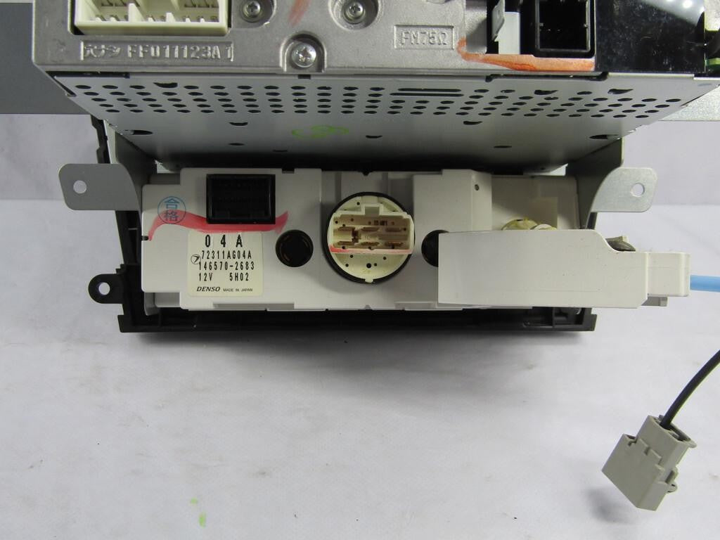 2005-06 Subaru Legacy Outback MP3 WMA Radio Manual Climate Bezel 86201AG64A OEM