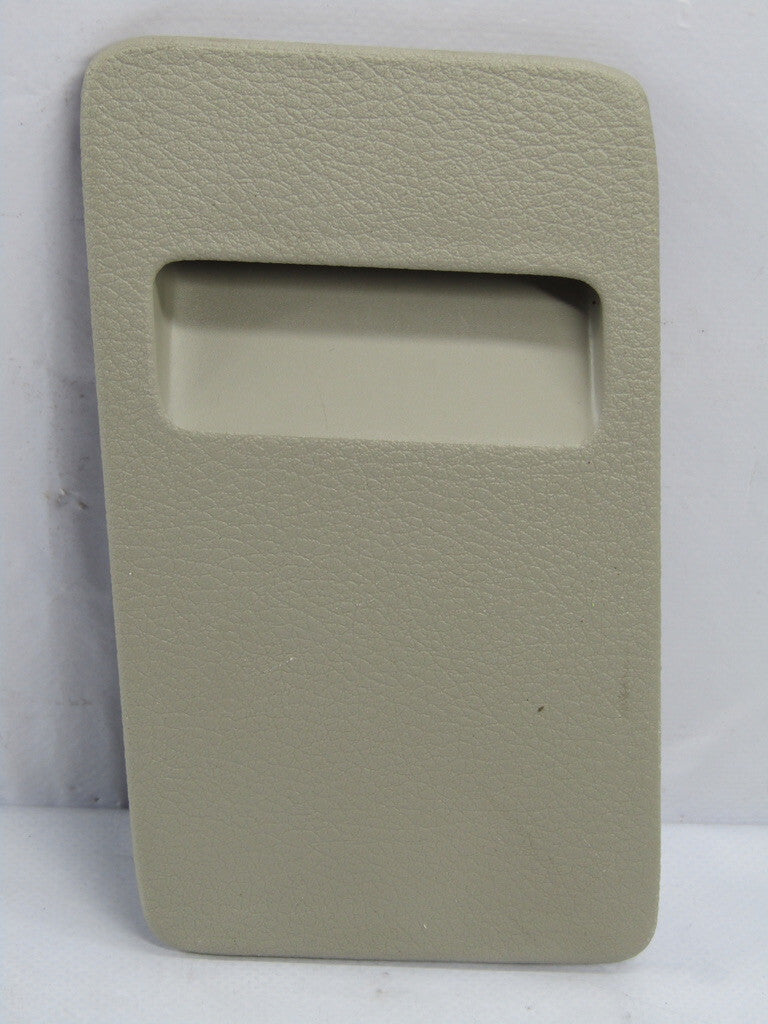 2005-2009 Subaru Outback Beige Dashboard Interior Fuse with Fuse Map Cover OEM