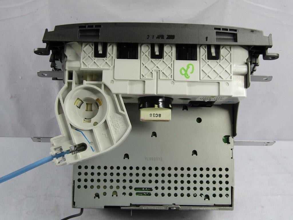 2009 Subaru Outback MP3 CD Stereo Radio Climate Control Unit 86201AG72A OEM