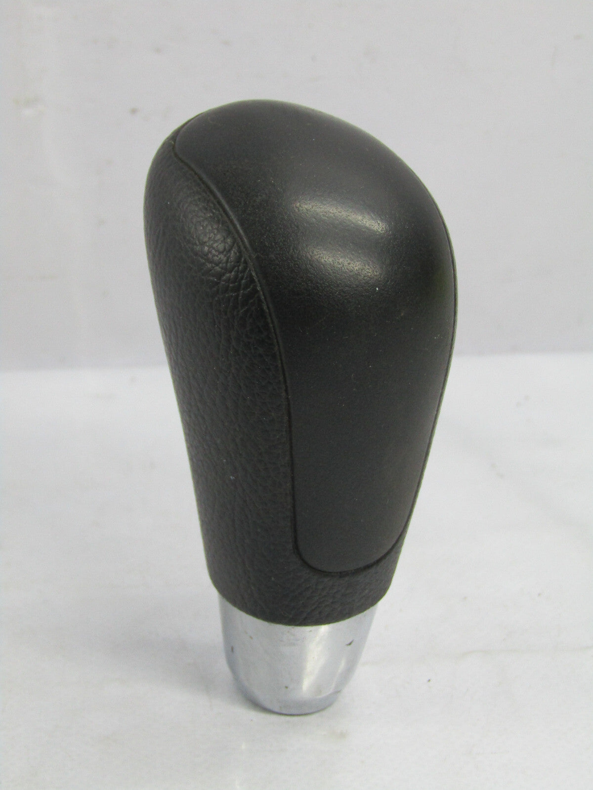 2008-2010 Subaru Impreza Automatic Transmission Shift Knob Black Rubber OEM