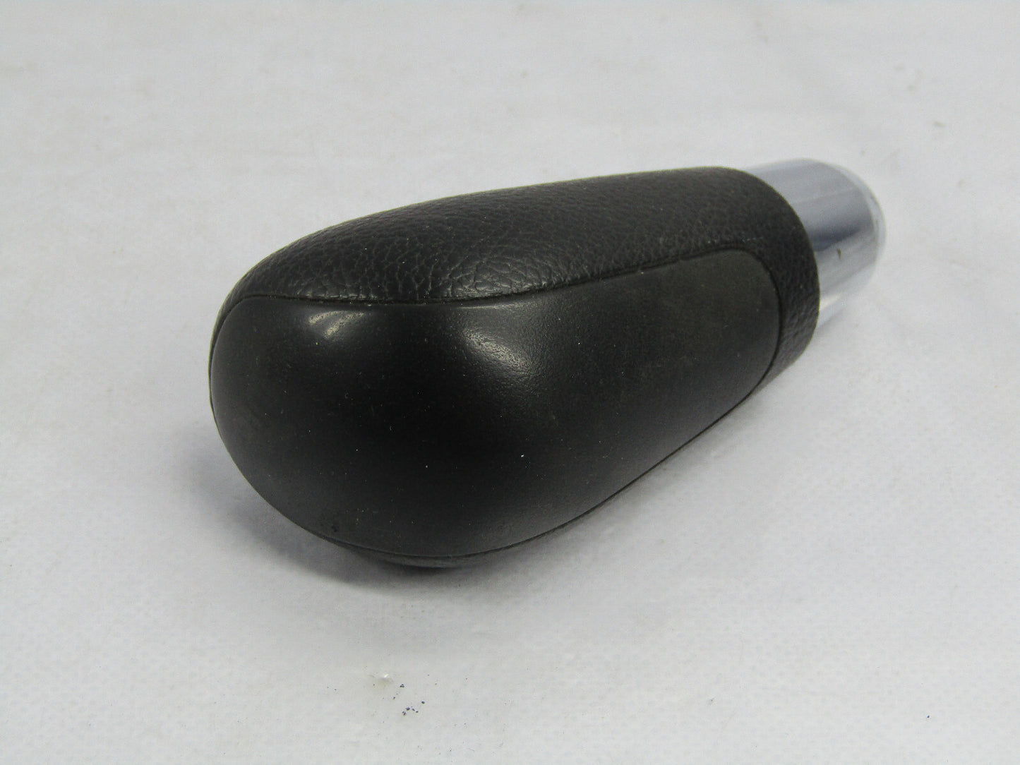 2008-2010 Subaru Impreza Automatic Transmission Shift Knob Black Rubber OEM