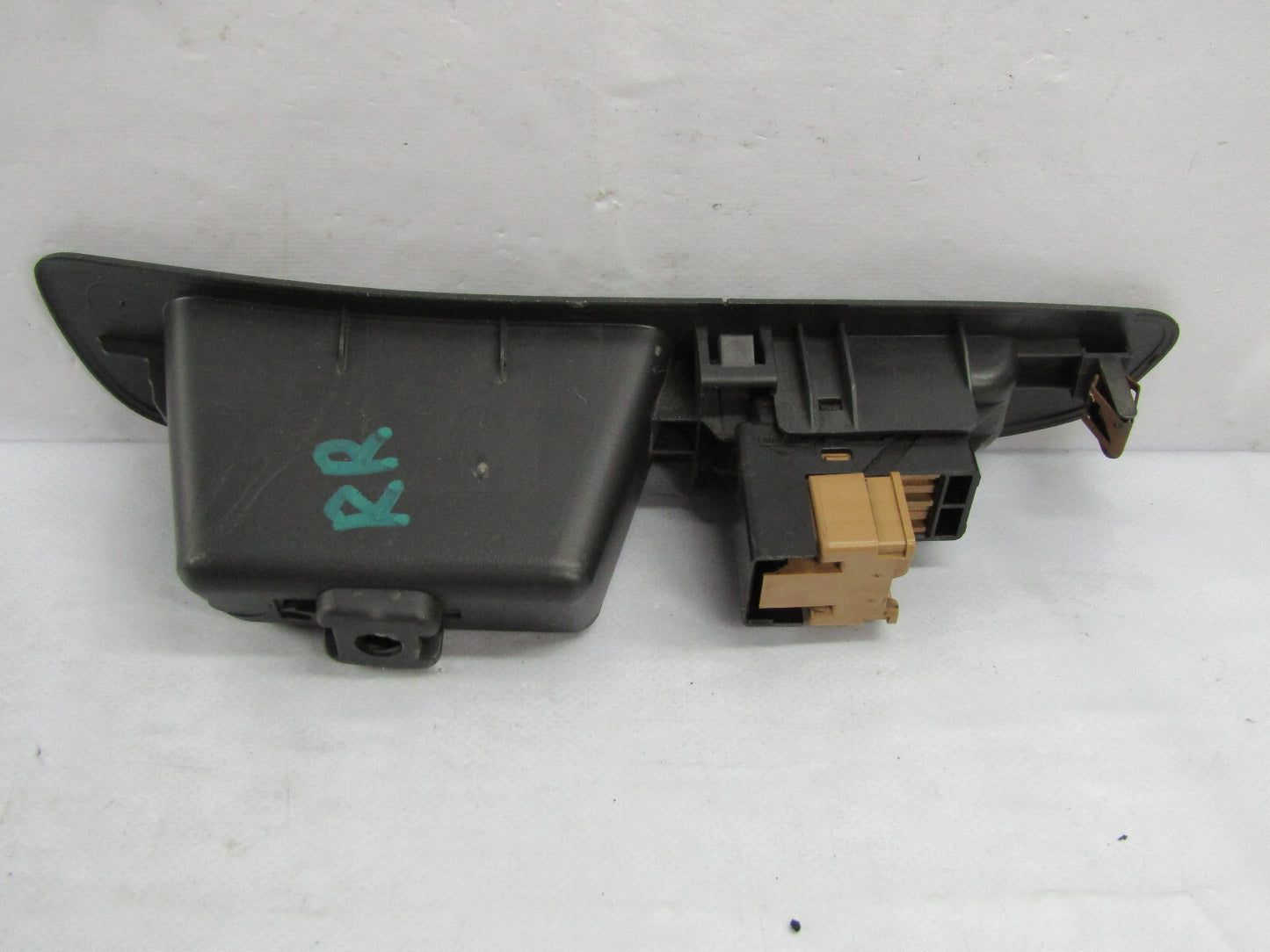 2005-2007 Subaru Impreza Rear Right Window Control Switch with Black Trim OEM