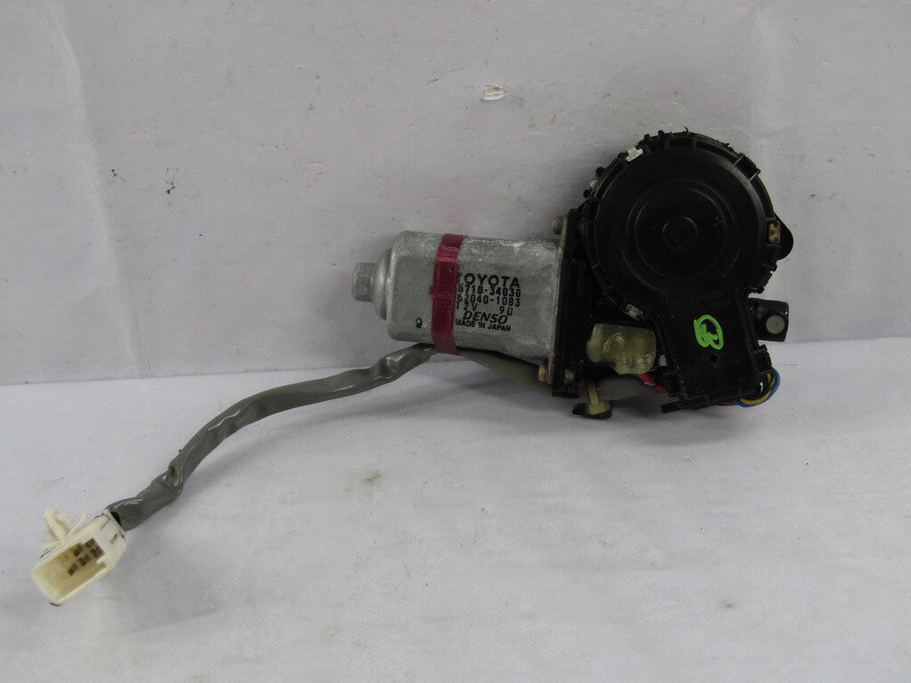 2001-2007 Toyota Sequoia Front Right Window Motor 85710-34030 OEM