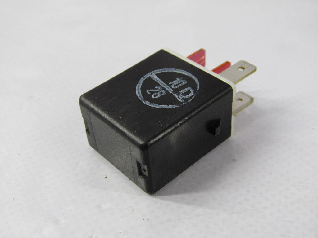 Toyota Lexus Scion Denso 4 Pin Accessory Power Relay 90084-98031 OEM