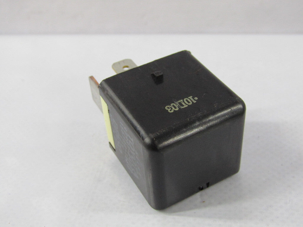 2001-2007 Toyota Sequoia Denso Relay 12V 90987-04006 OEM