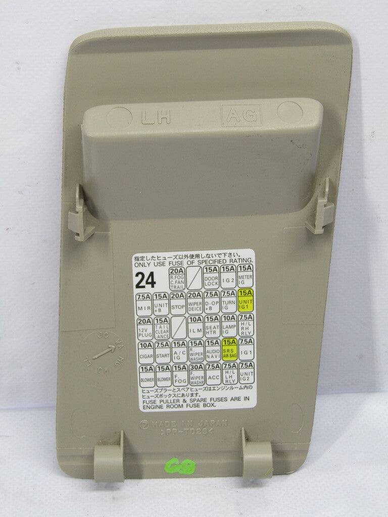 2005-2009 Subaru Outback Beige Dashboard Interior Fuse with Fuse Map Cover OEM