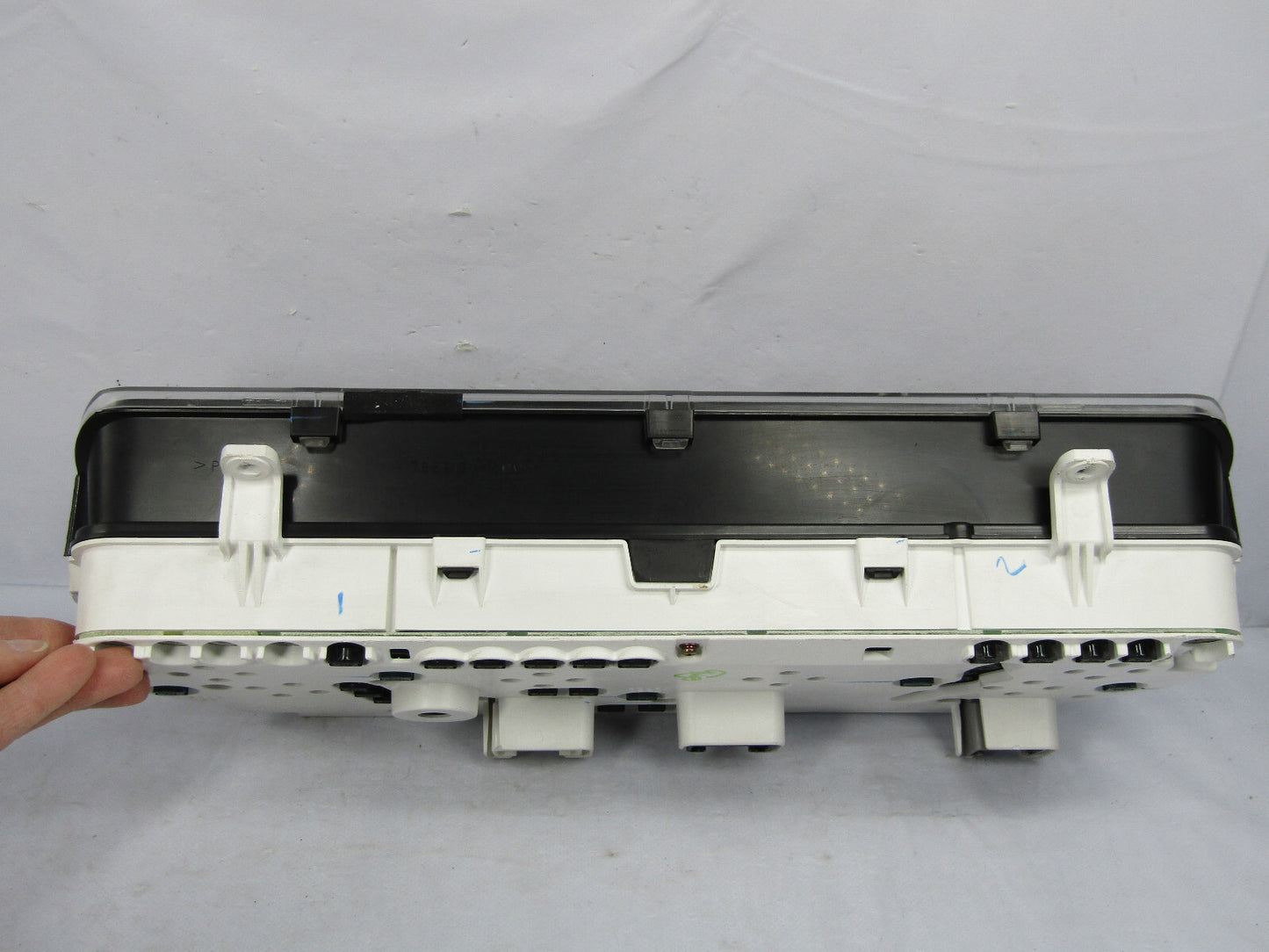 2001-2004 Toyota Sequoia SR5 4X4 Instrument Speedometer Cluster 83800-0C111 OEM