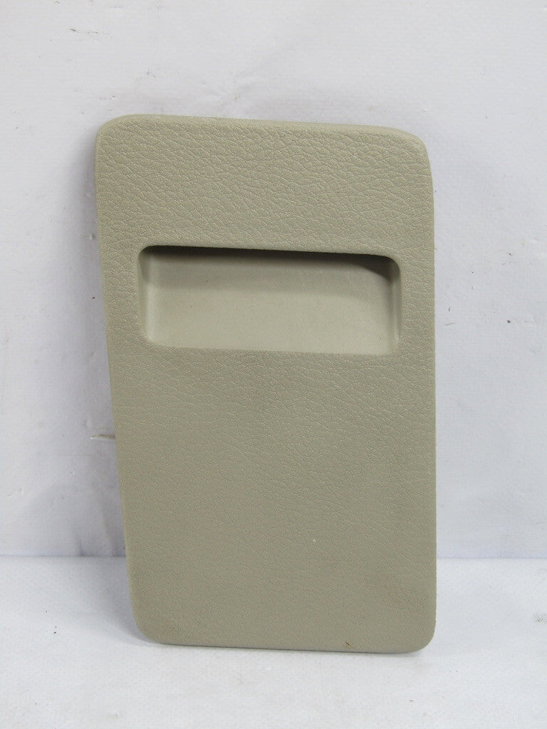 2005-2009 Subaru Outback Beige Dashboard Interior Fuse with Fuse Map Cover OEM
