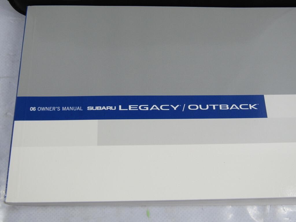 2006 Subaru Legacy Outback Owner's Manual Guide with Case OEM