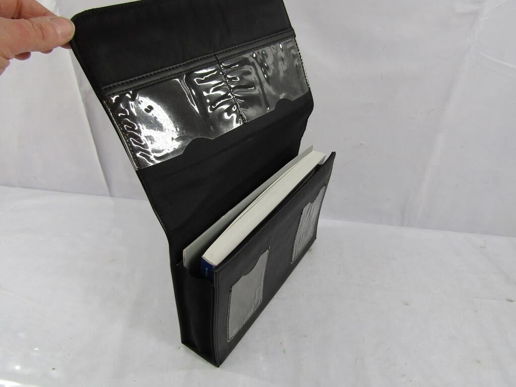 2006 Subaru Legacy Outback Owner's Manual Guide with Case OEM