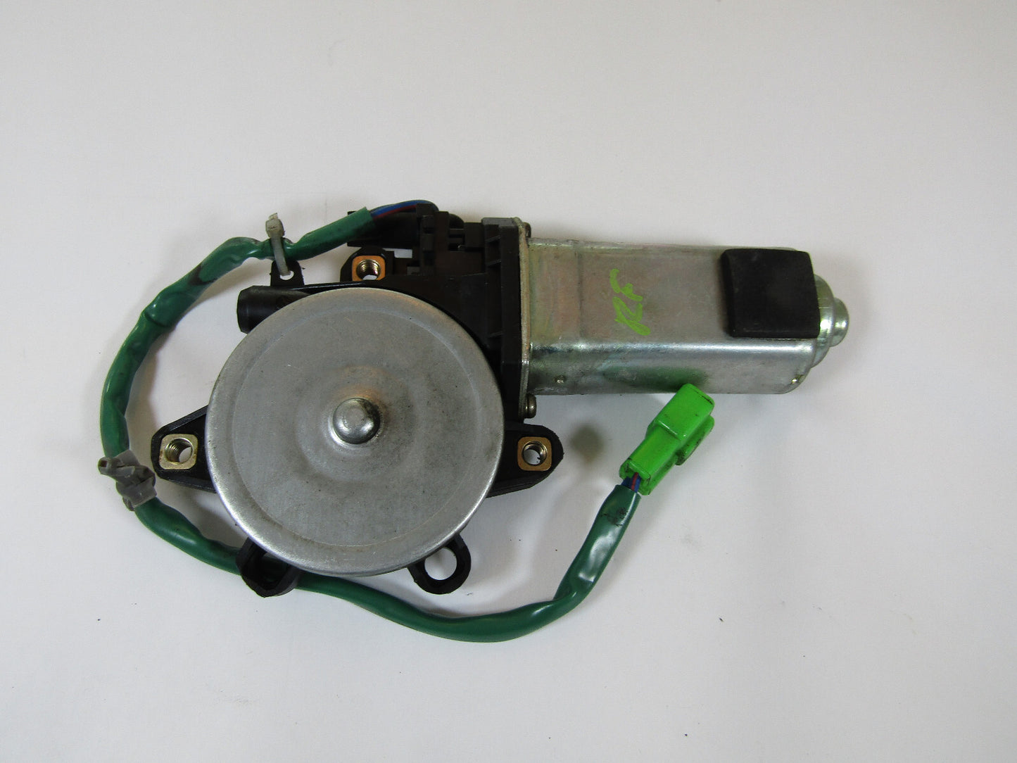 2000-2004 Subaru Legacy Outback Front Right Power Door Window Motor OEM
