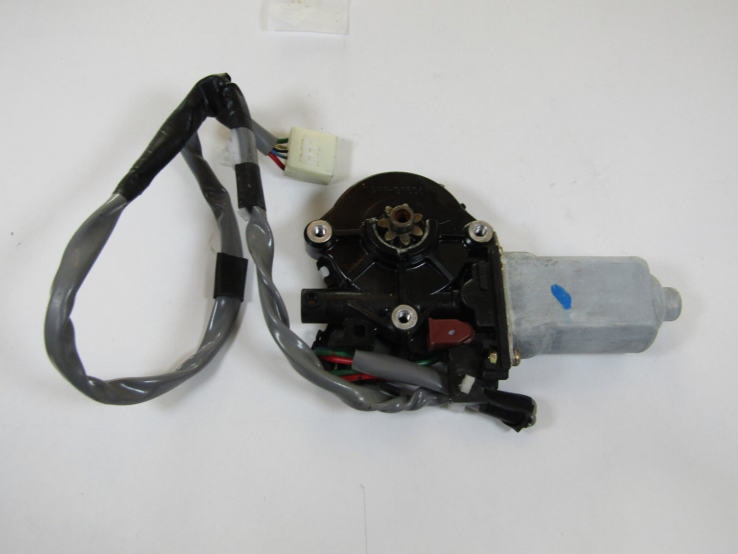 1999-2003 Lexus RX300 Rear Left Window Motor 85710-48030 OEM