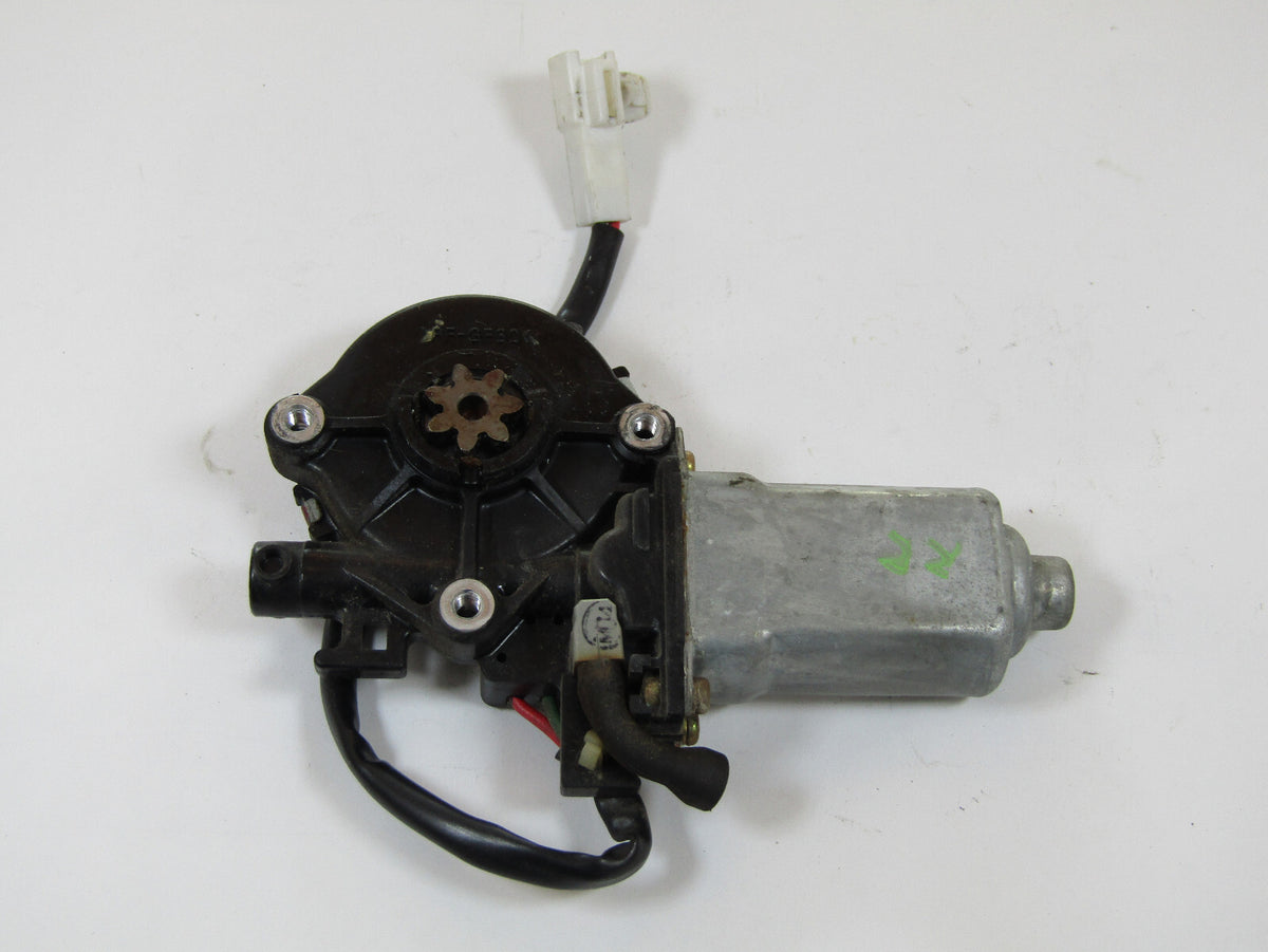 1996-2002 Toyota 4Runner Rear Right Power Window Motor OEM 85710-35110