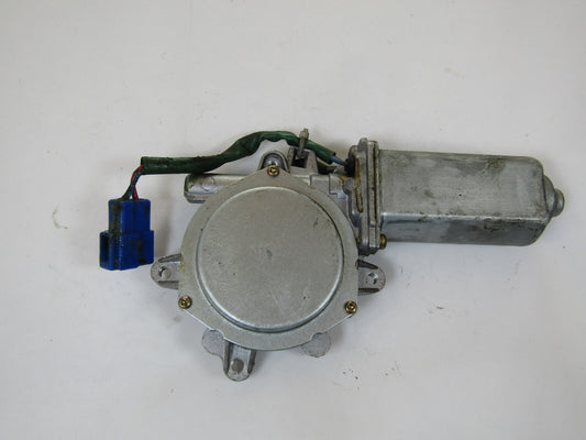 1998-2002 Subaru Forester Front Right Window Motor OEM