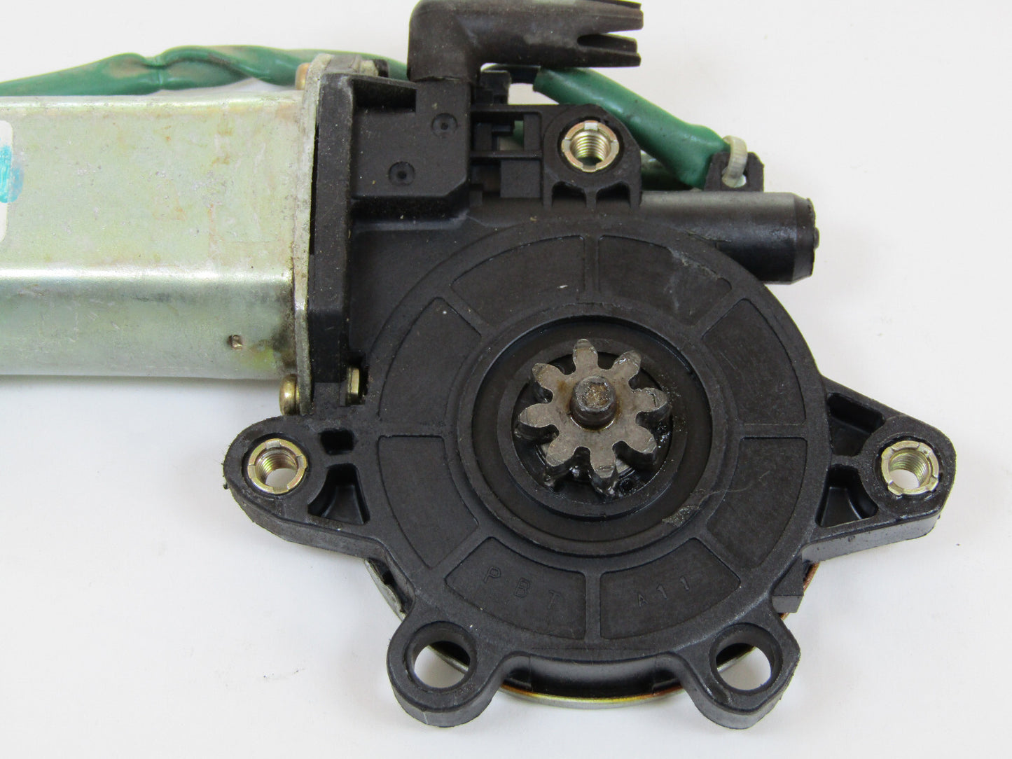 2000-2004 Subaru Legacy Outback Front Right Power Door Window Motor OEM